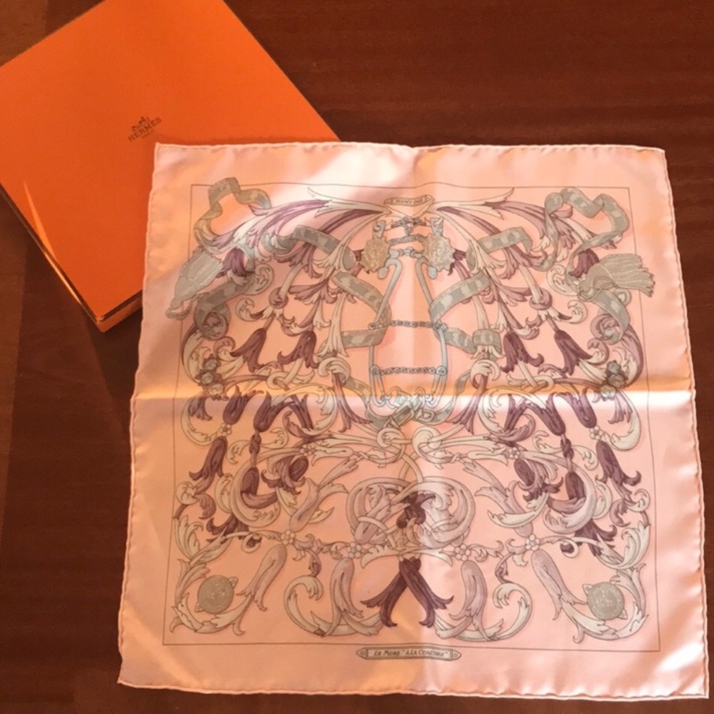 Hermès scarf